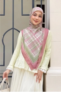 Odette - Pink Matcha